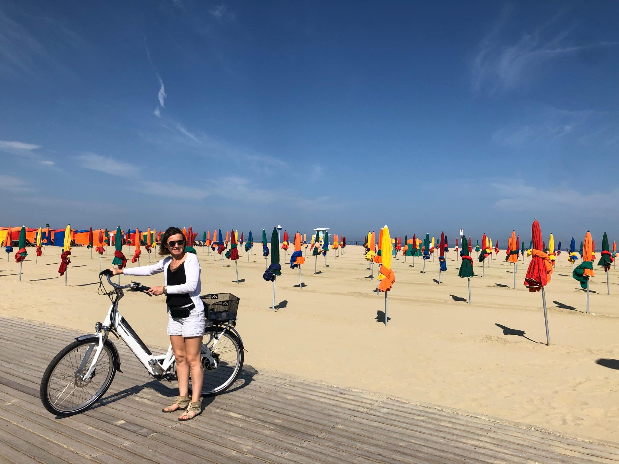 Les_Planches_Deauville_à_vélo_electrique_jean_connait_un_rayon