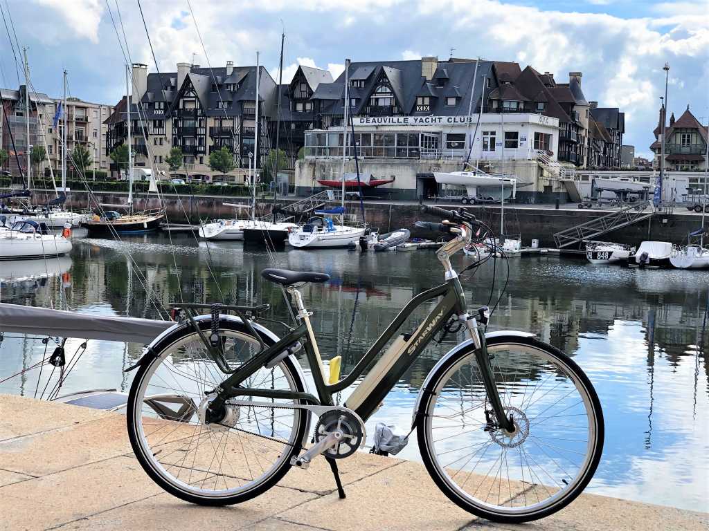 velo_electrique_touring_vert_vanille_starway