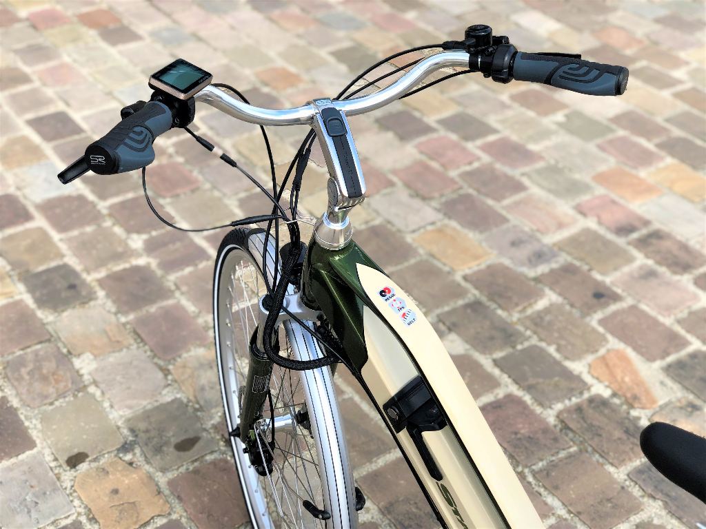 velo_electrique_touring_vert_vanille_starway